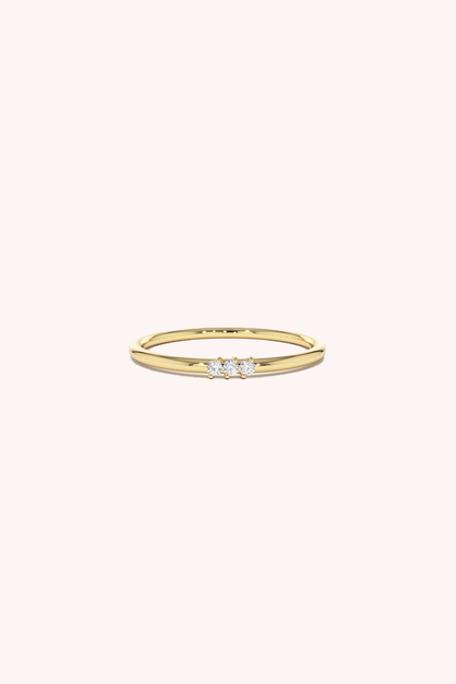 MINIMALIST TRINITY RING